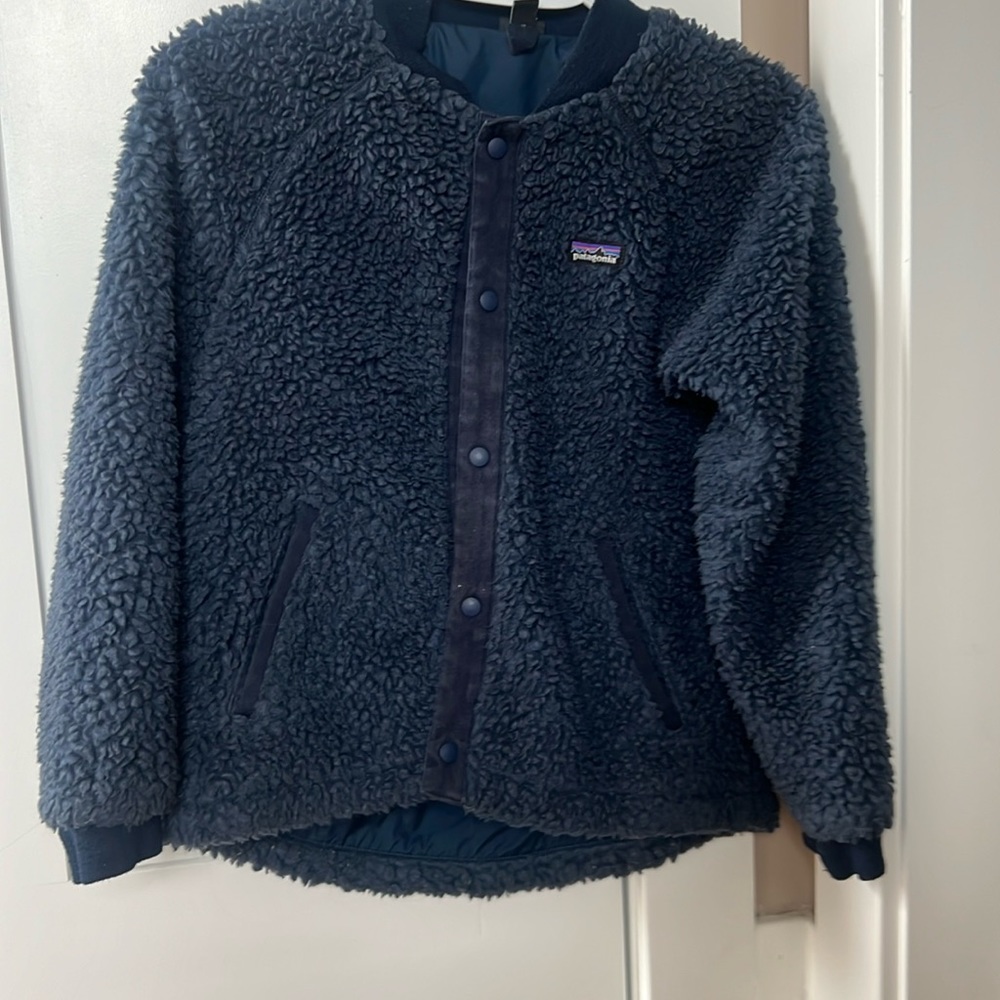 Patagonia pull over fleece sweater Youth XL/14.